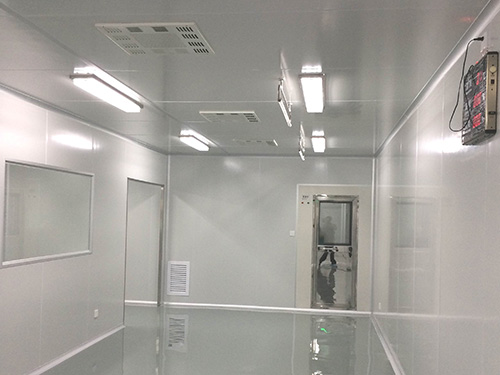 無(wú)塵凈化車間主要安裝有那些凈化設(shè)備